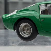 Ferrari 250 GTO 1:18 scale model