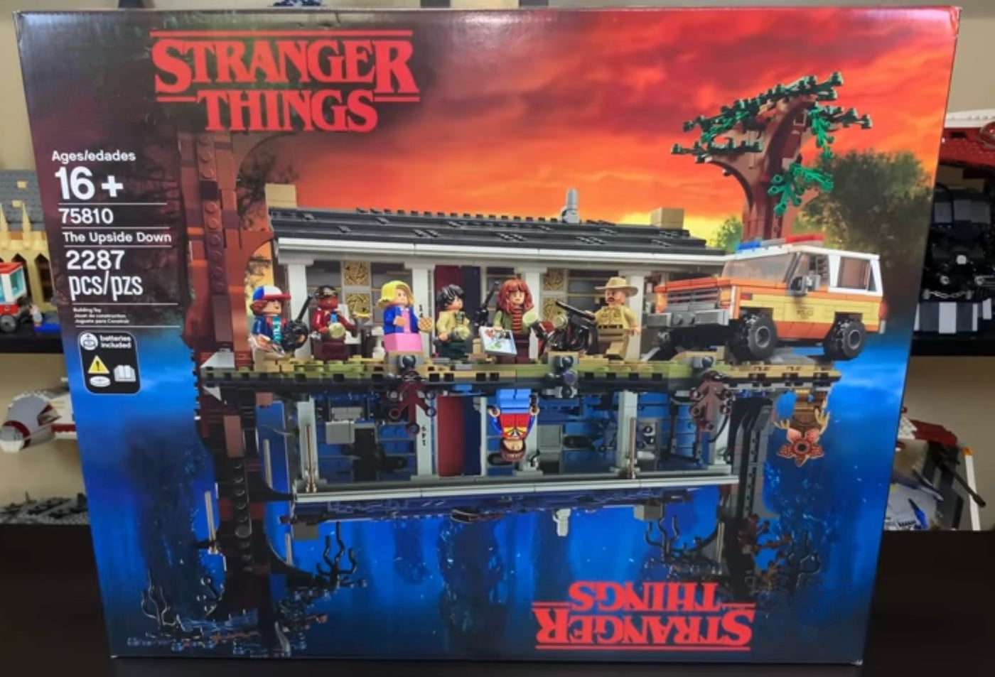 Stranger Things The Upside Down 75810 (2287+pcs)
